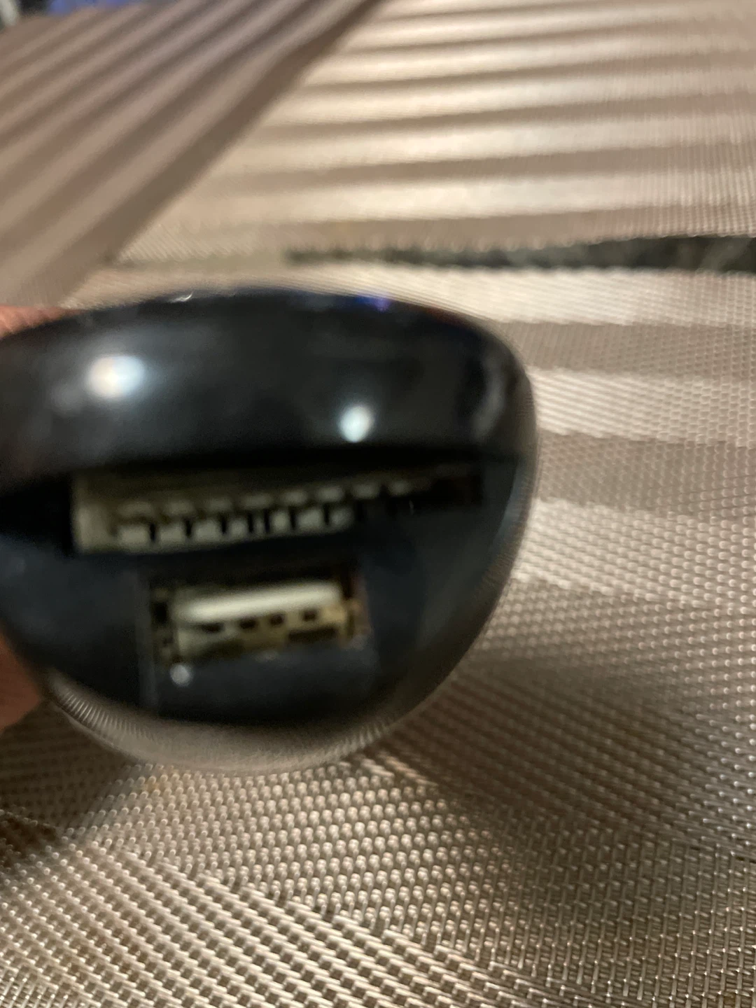 MP3 FM Modulator SD MMC USB Car Charger - photo 2