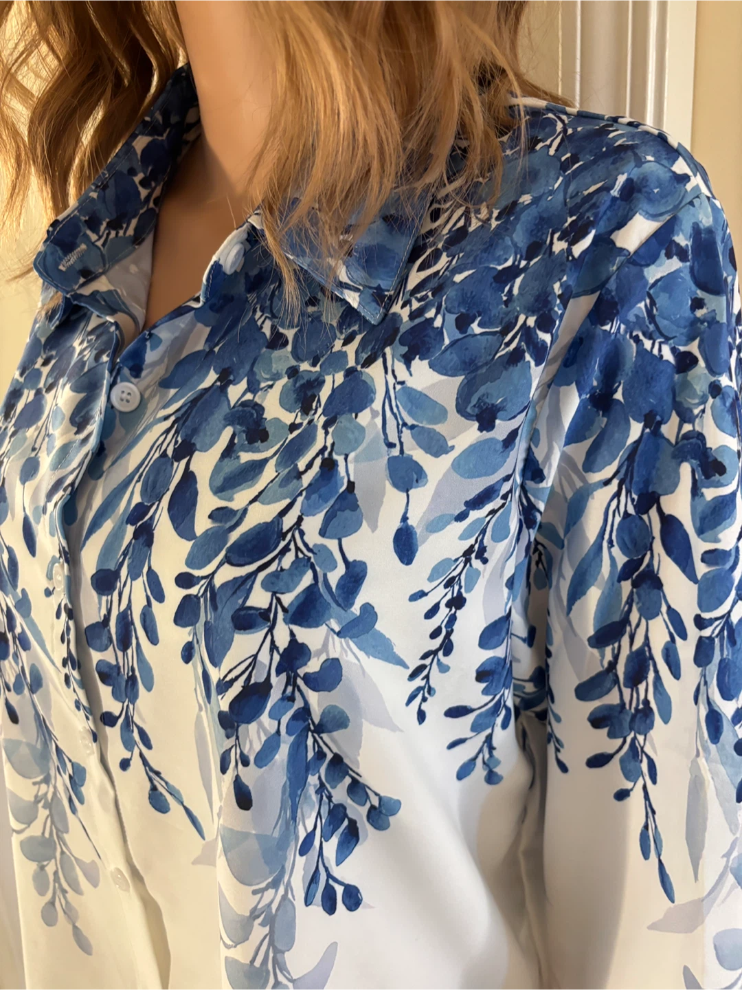 💙 🤍 Women’s NEW White & Blue Long Sleeve Top - Size XXL - photo 2