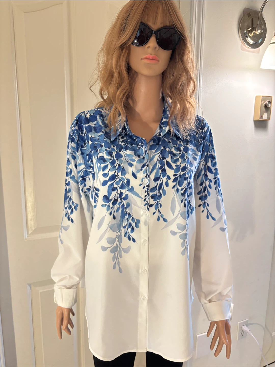 💙 🤍 Women’s NEW White & Blue Long Sleeve Top - Size XXL - photo 4