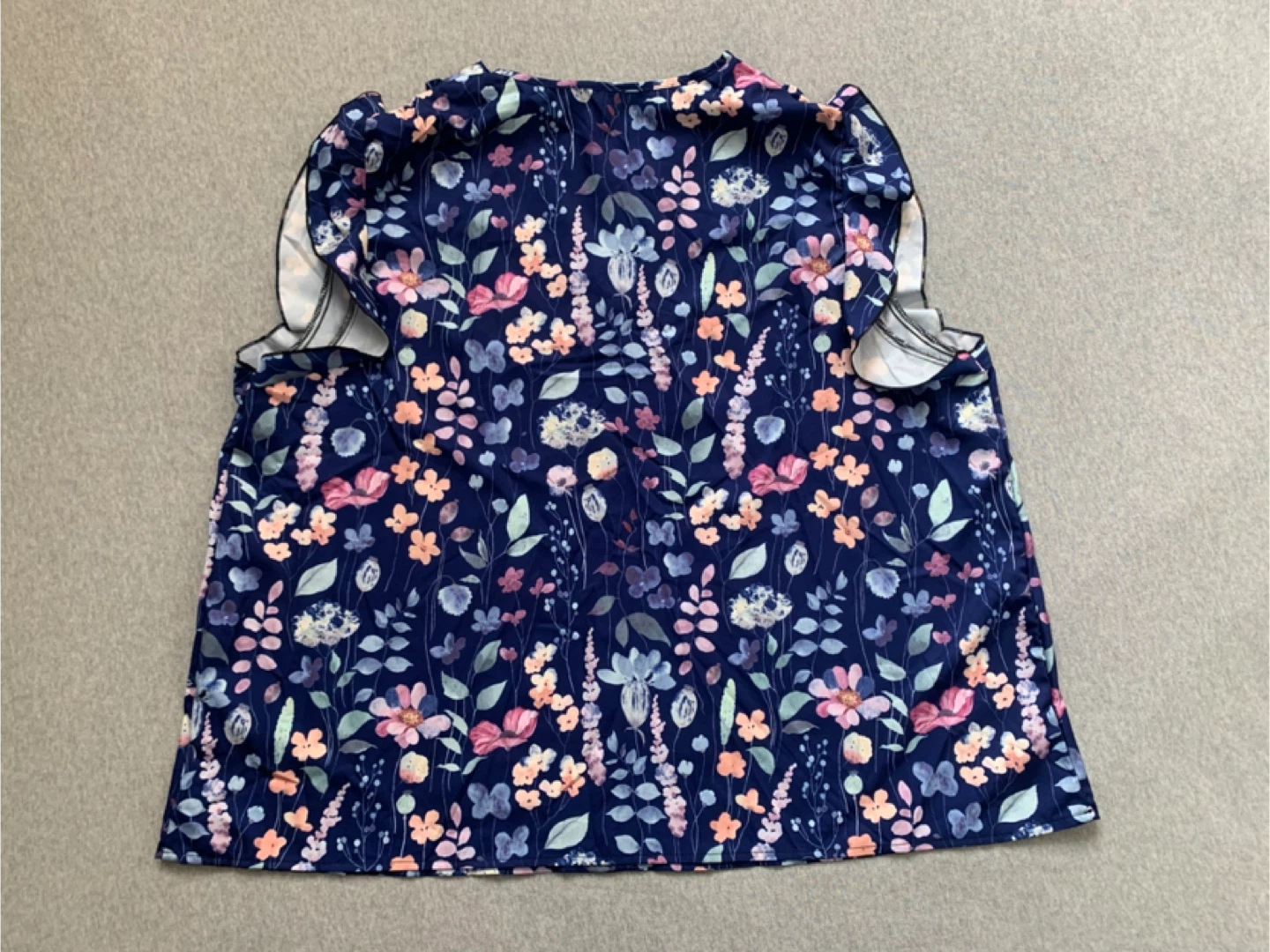 Size 4XL Emery Rose Floral V-Neck Blouse BNWT - photo 2