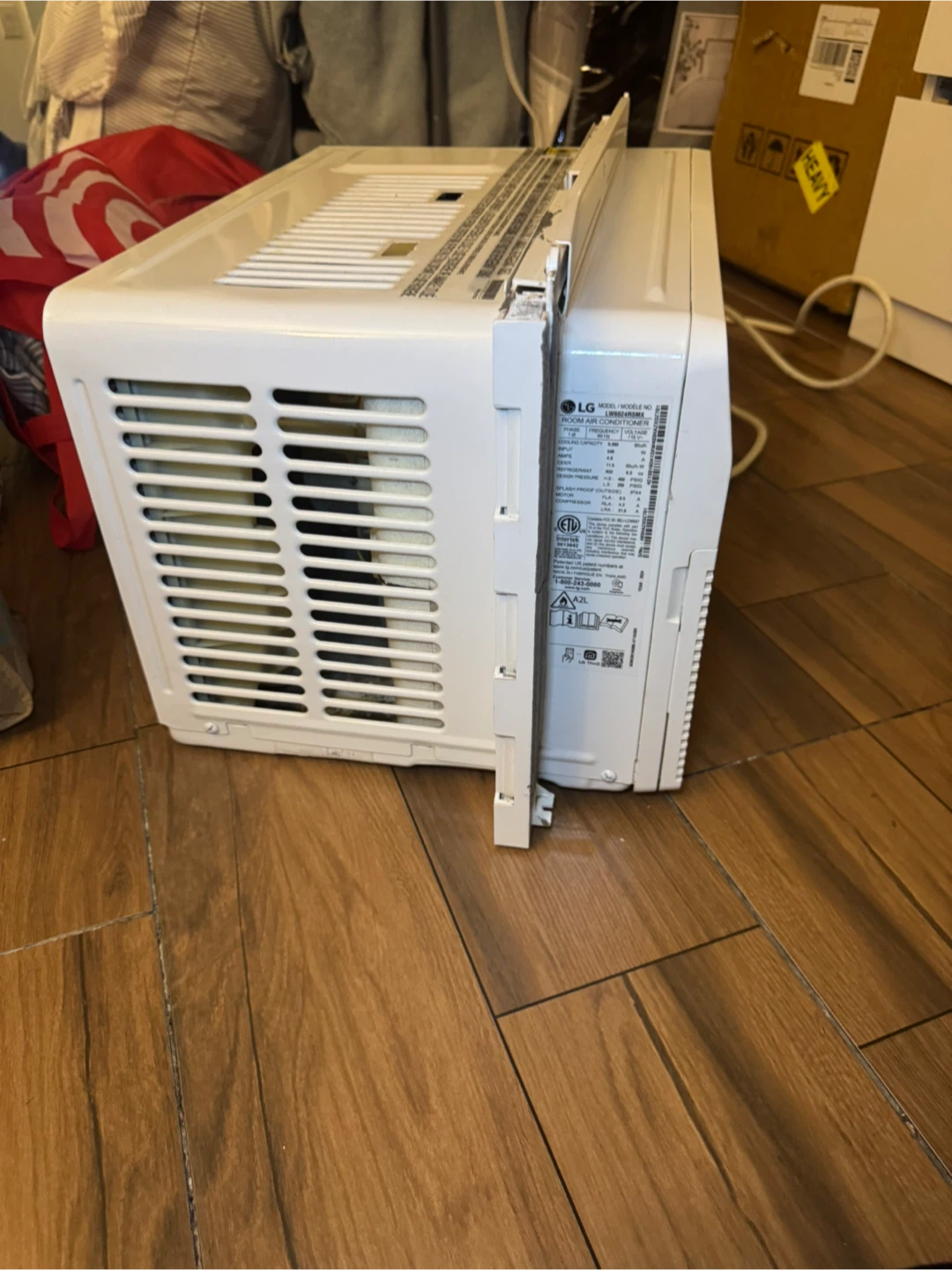 LG LW6024RSMX Window Air Conditioner 6000 BTU - photo 5