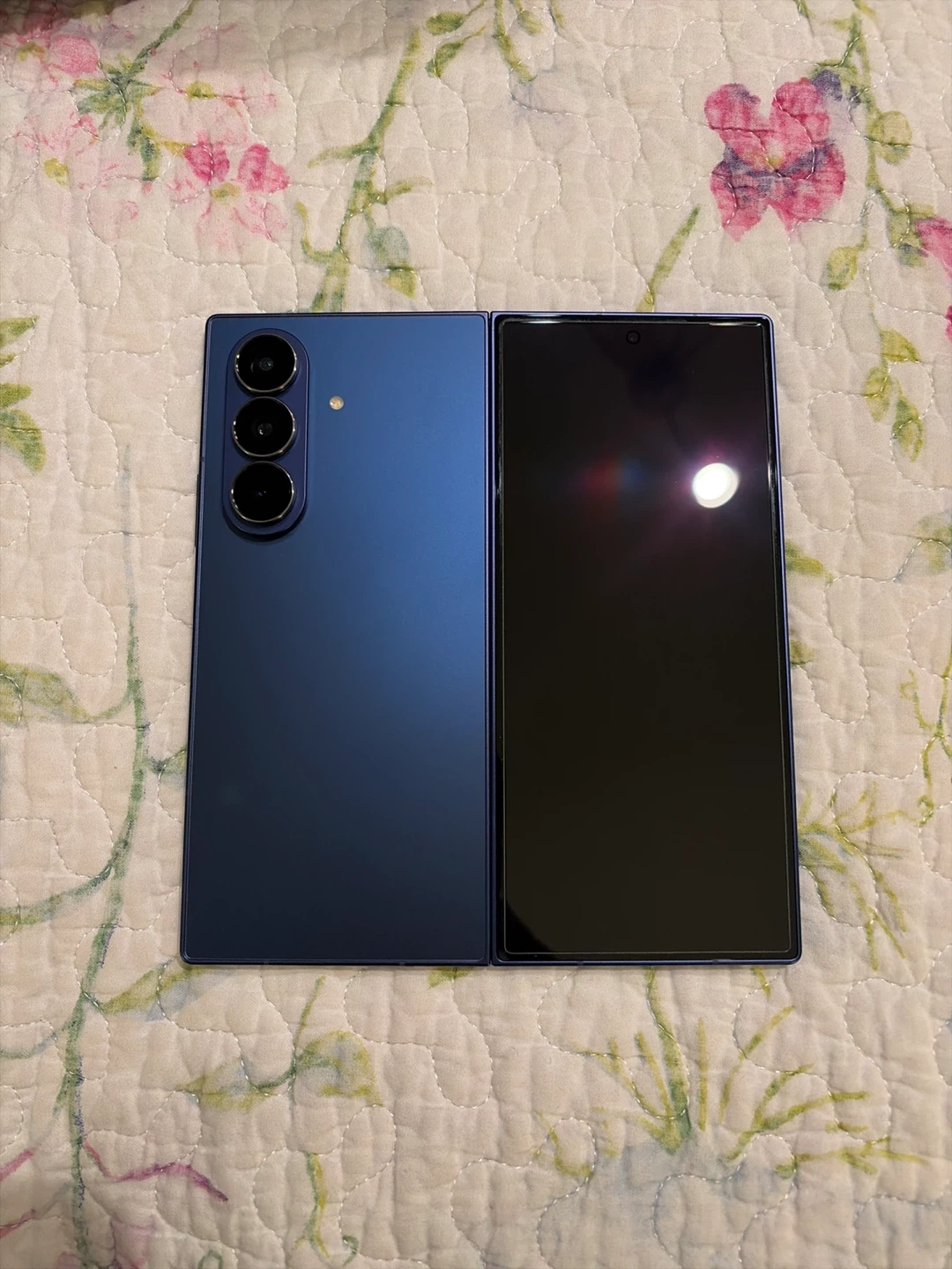 Samsung Galaxy Fold 7, Blue color, 512 GB — Pristine condition - photo 3