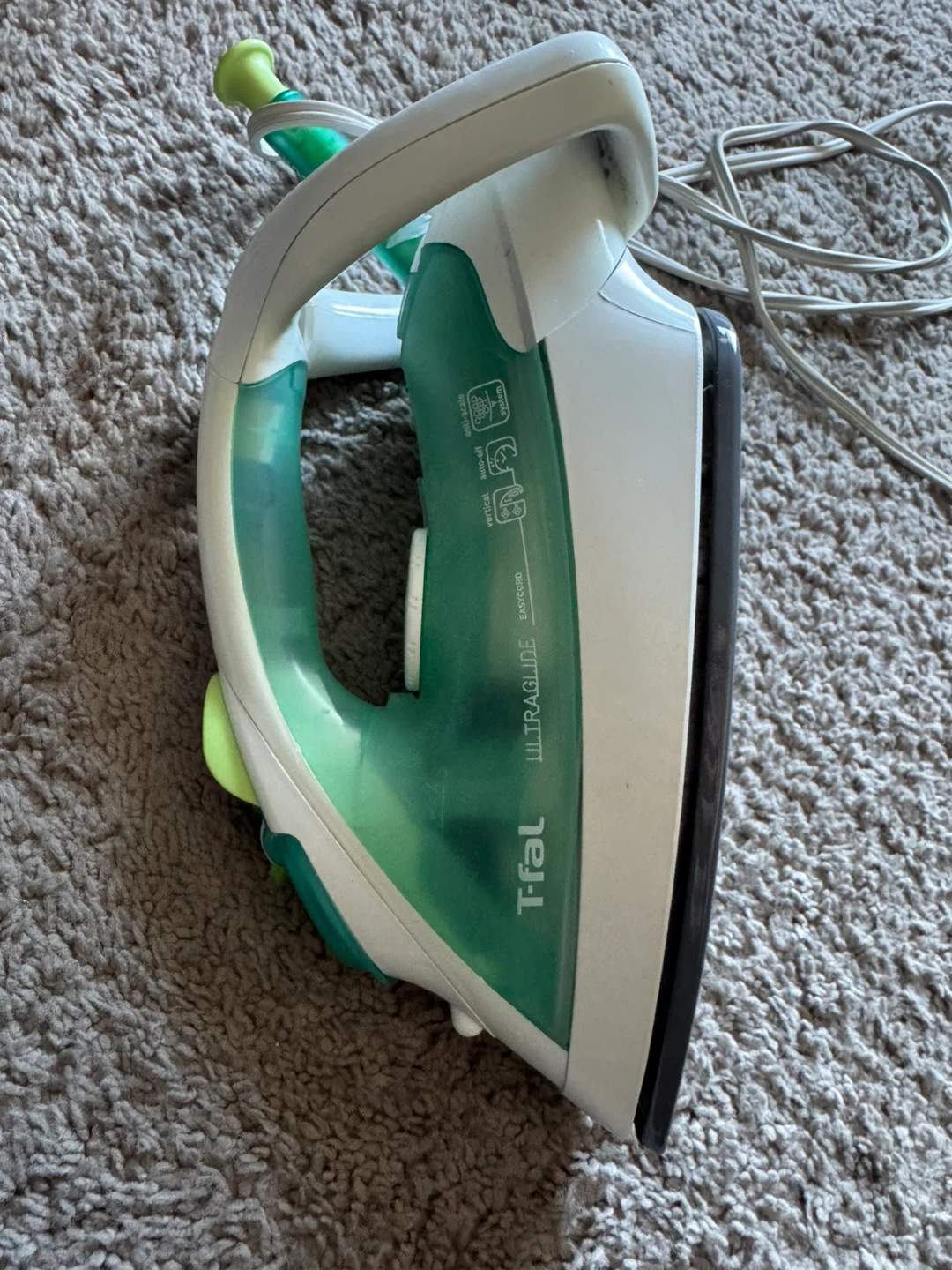 T-FAL - STEAM IRON ULTRAGLIDE EASYCORD USER MANUALS - photo 4