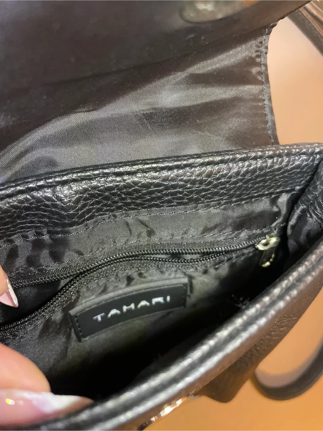 Tahari Black Leather Crossbody Bag - photo 2