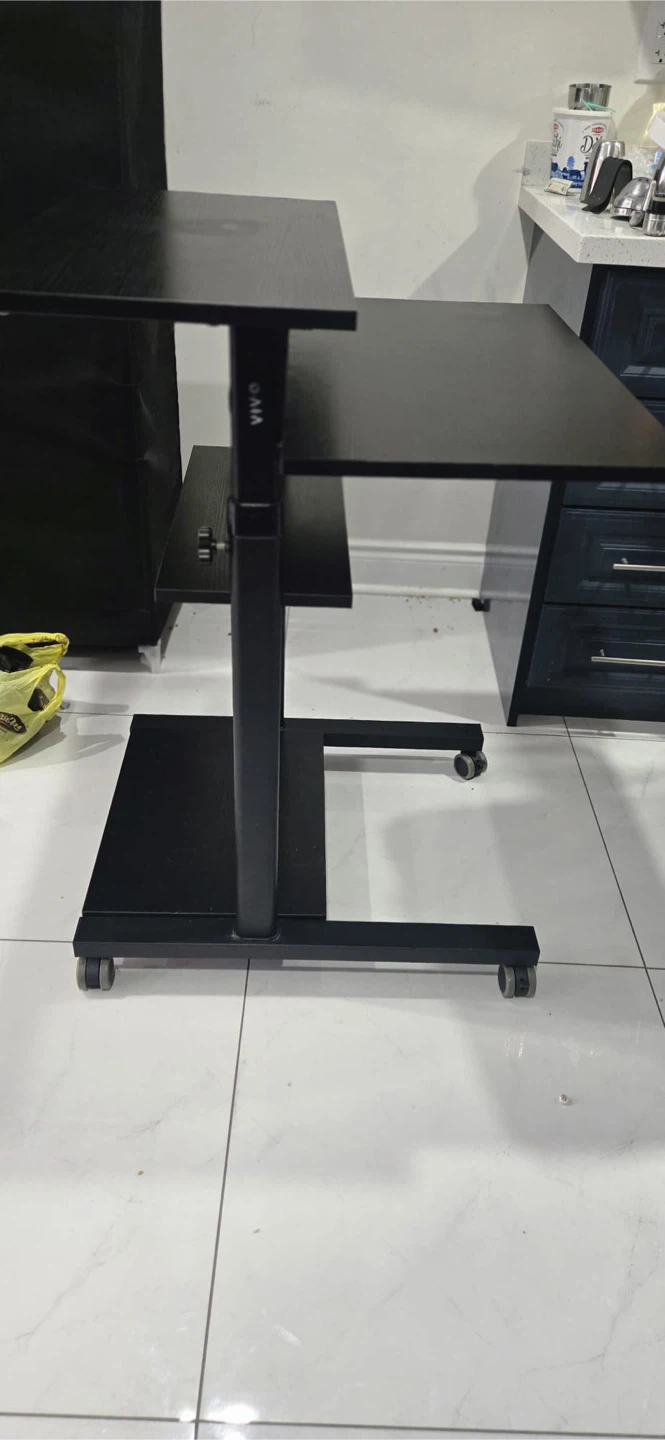 Moving out - VIVO Adjustable Standing Desk Table - photo 5