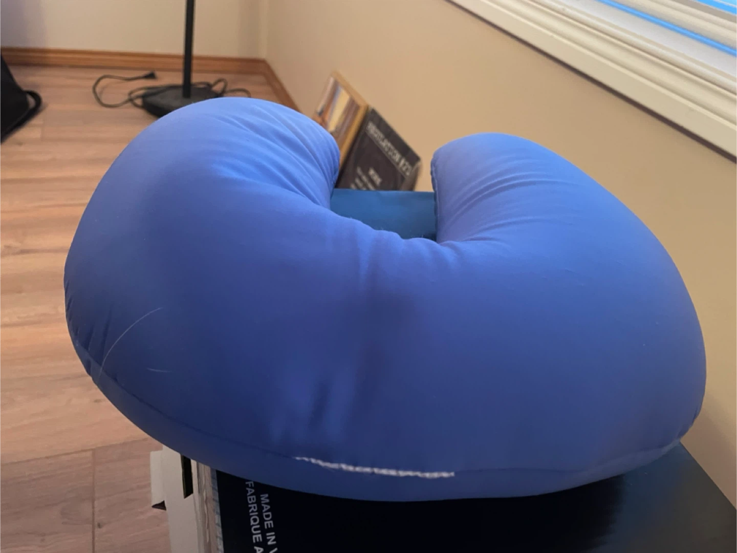Blue Travel Pillow - photo 5
