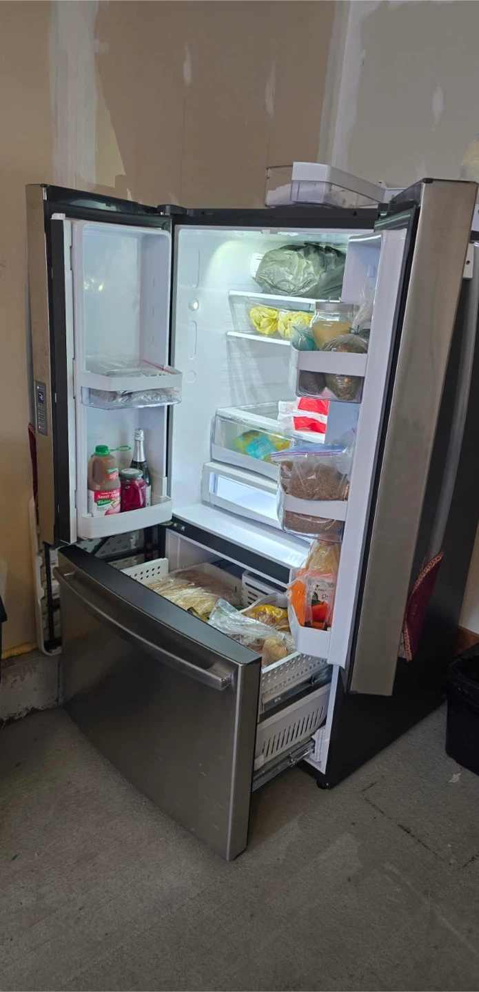 GE French Door Refrigerator GNE29GSHDSS - photo 2