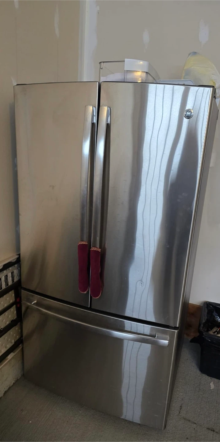 GE French Door Refrigerator GNE29GSHDSS