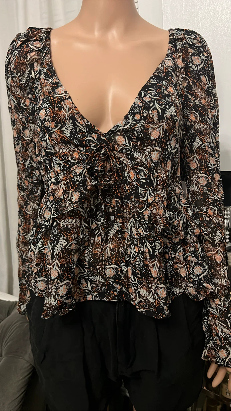 Free People Floral Print V-Neck Tie Front Peplum Top