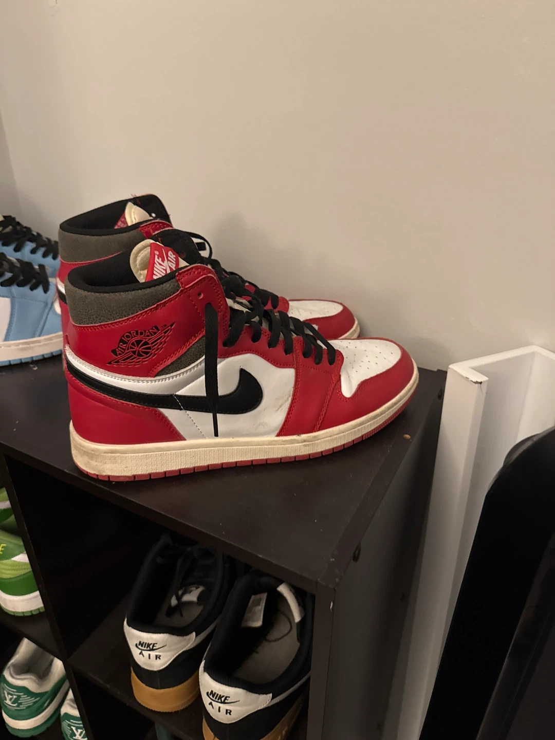 Air Jordan 1 High Chicago Sneakers