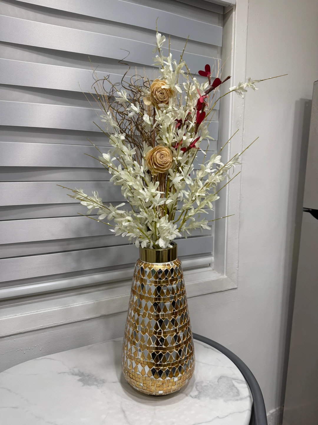 Mosaic Glass Vase with Decorative Flowers