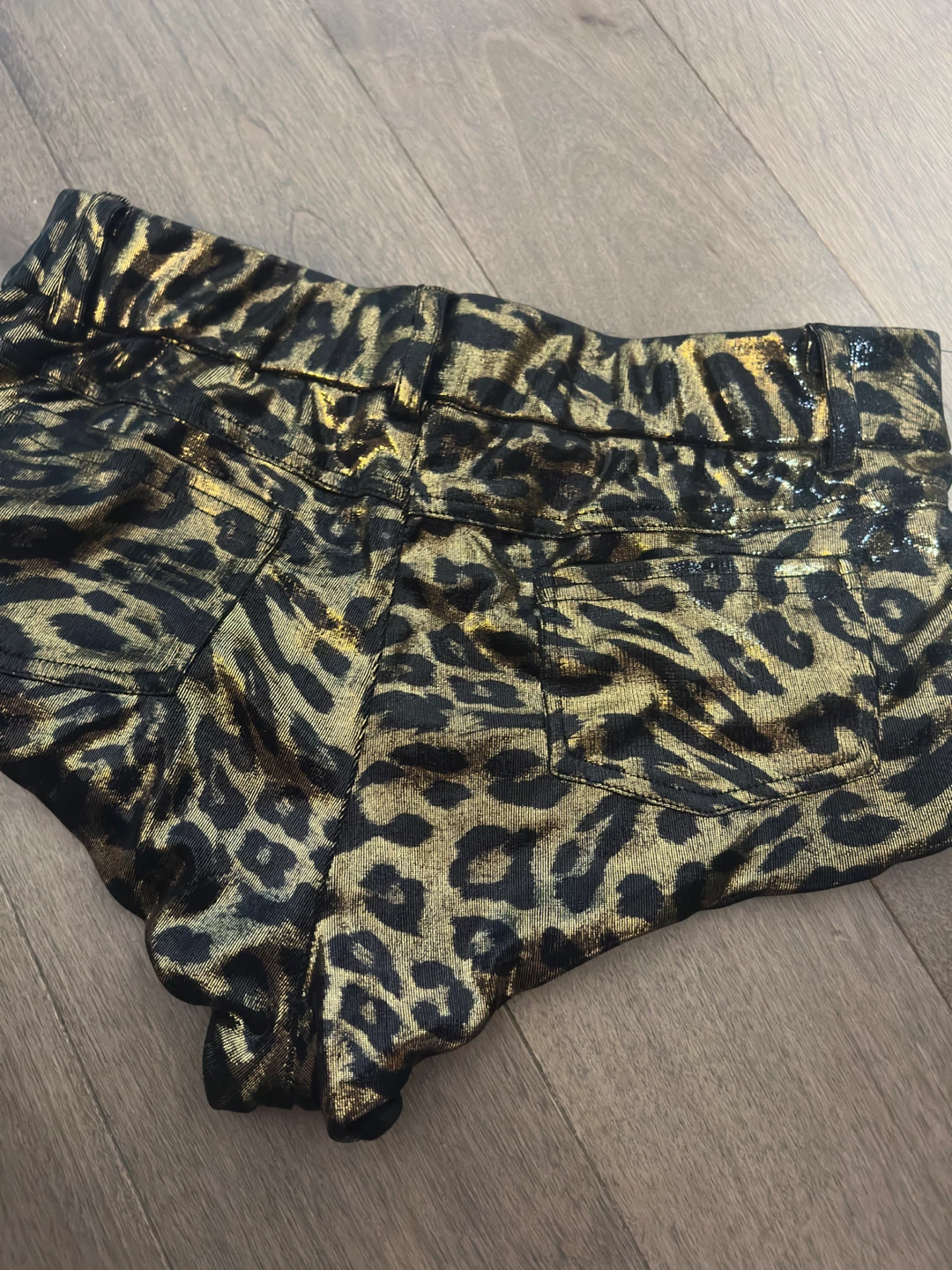 New Betty Boop Leopard Print Metallic Shorts - photo 4