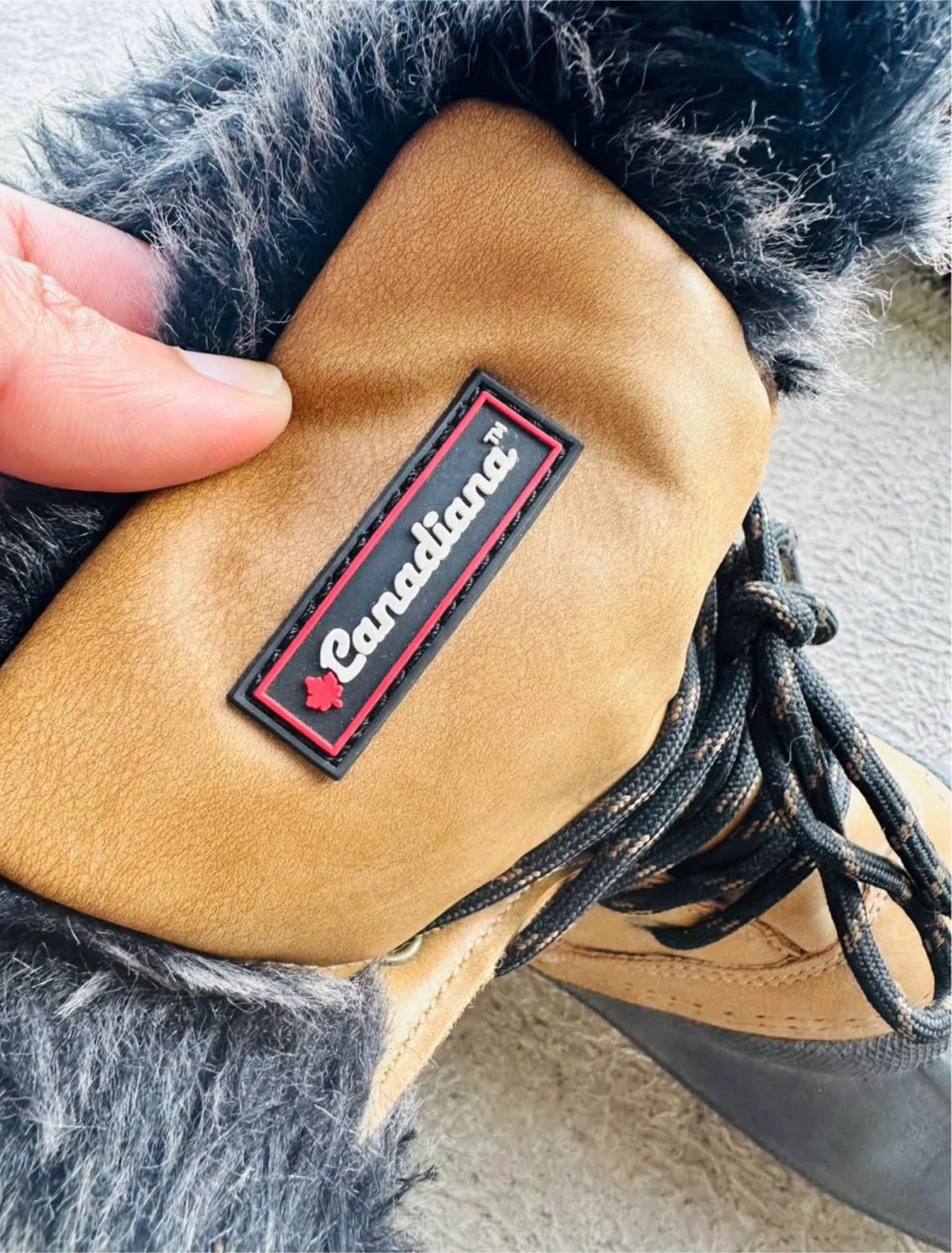 Canadiana Winter Boots with Fur Trim - photo 2