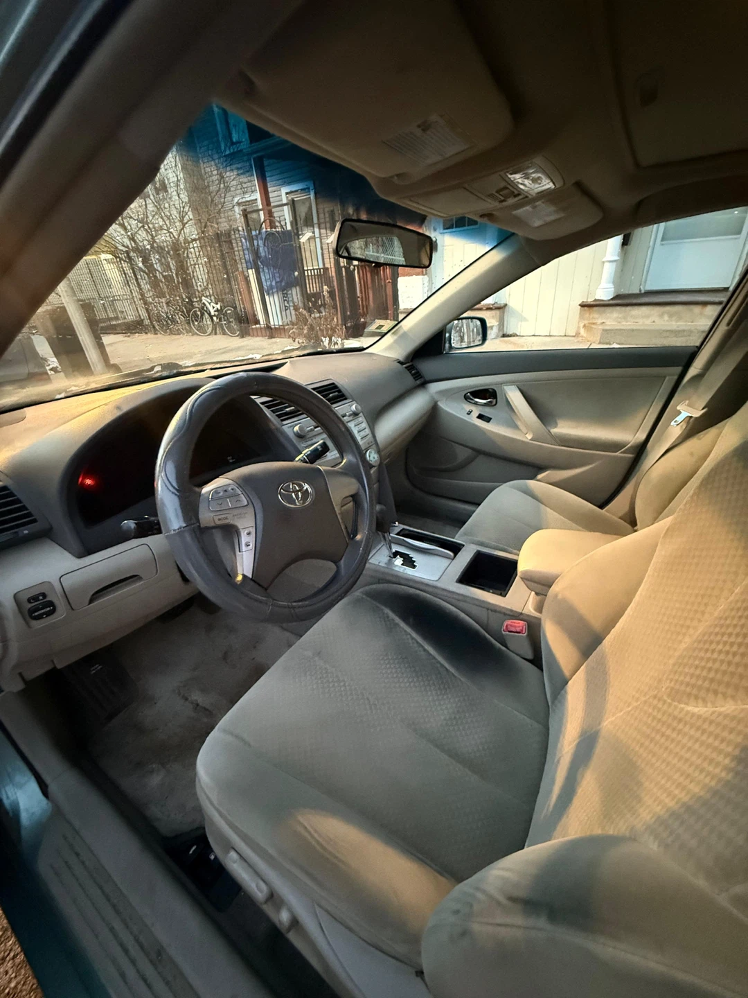 Toyota Camry Sedan - photo 4