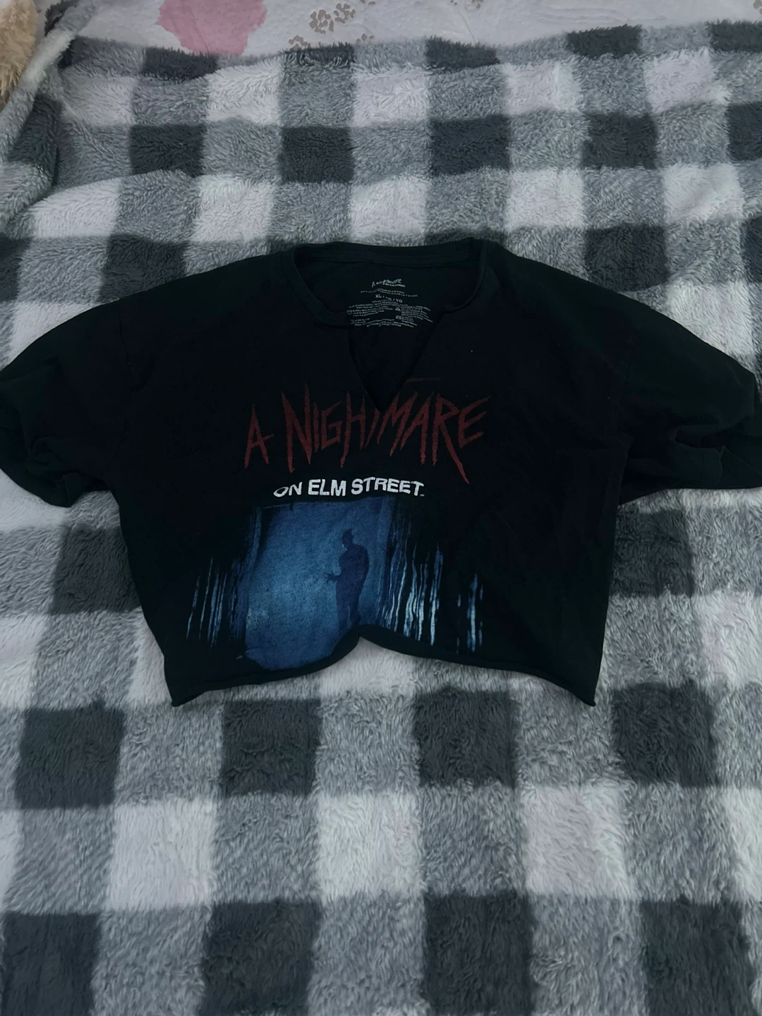 A Nightmare on Elm Street Graphic Crop Top XL