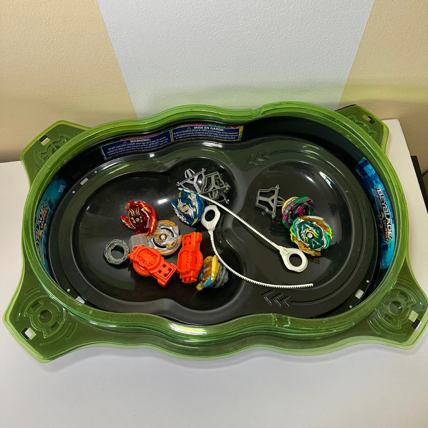 Beyblade Burst Rise Stadium and Beyblade Set - photo 3