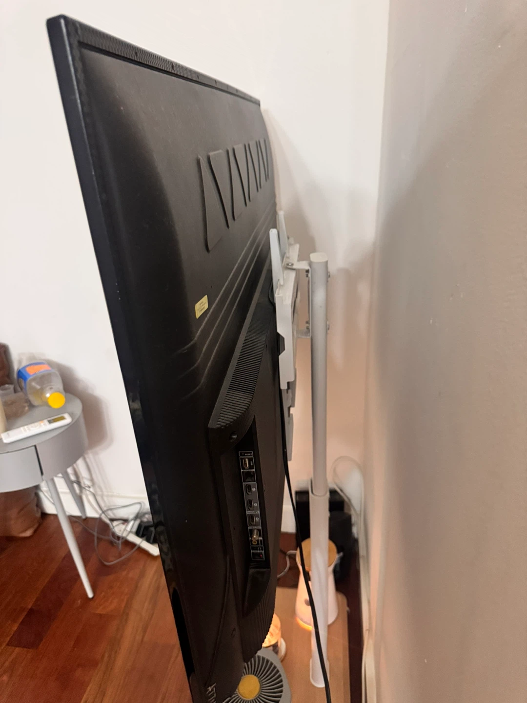 TCL Flat Screen TV 55inch - photo 2