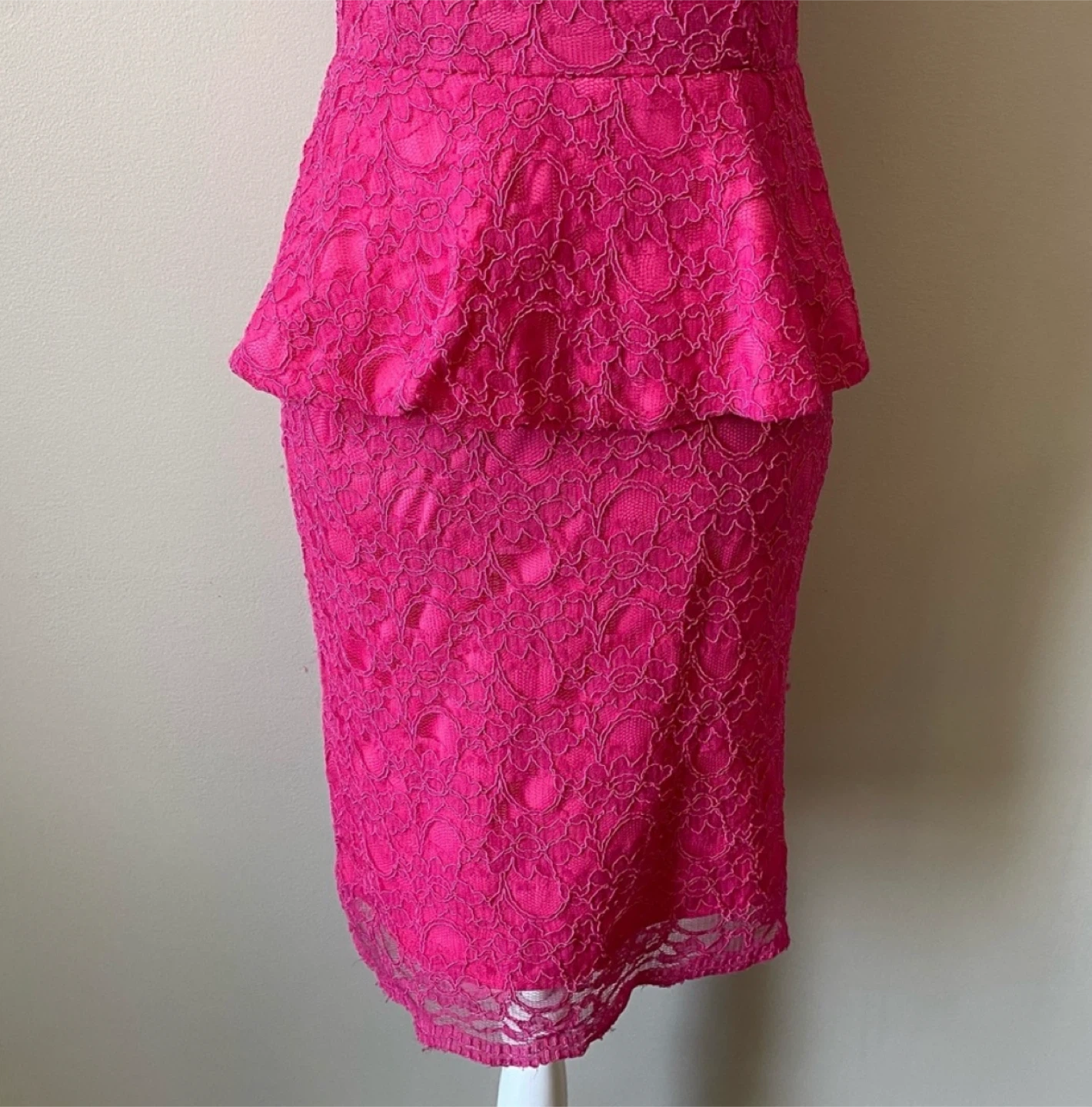 Joseph Ribkoff Barbie Hot Pink Lace Overlay Peplum Dress - photo 5