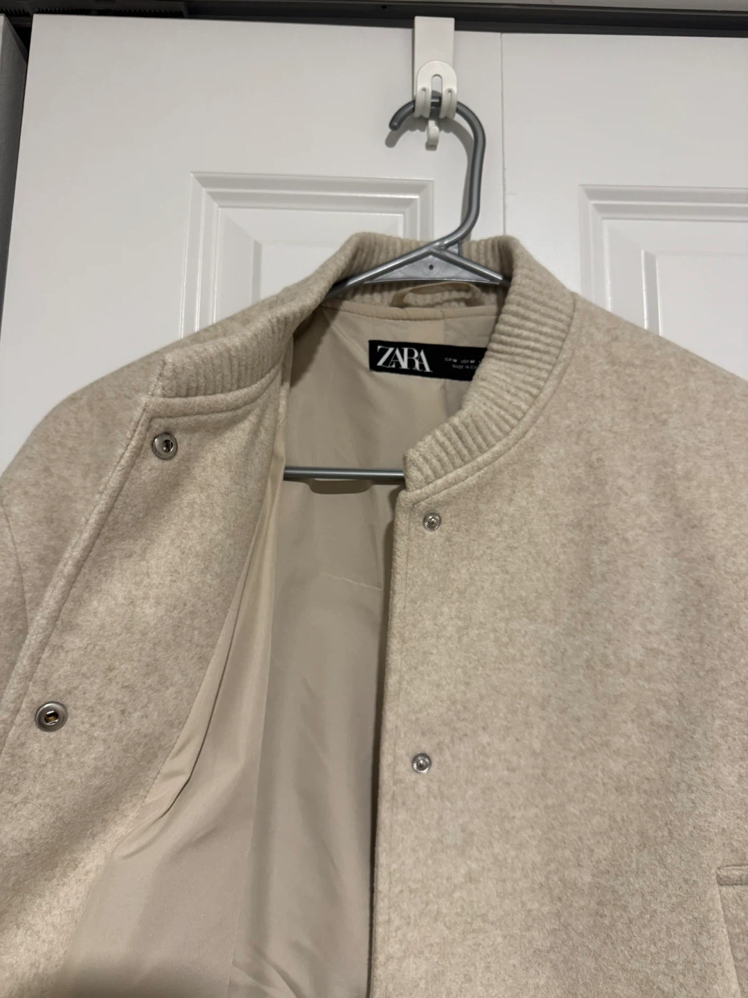 Zara Women's Beige Bomber Jacket - photo 3