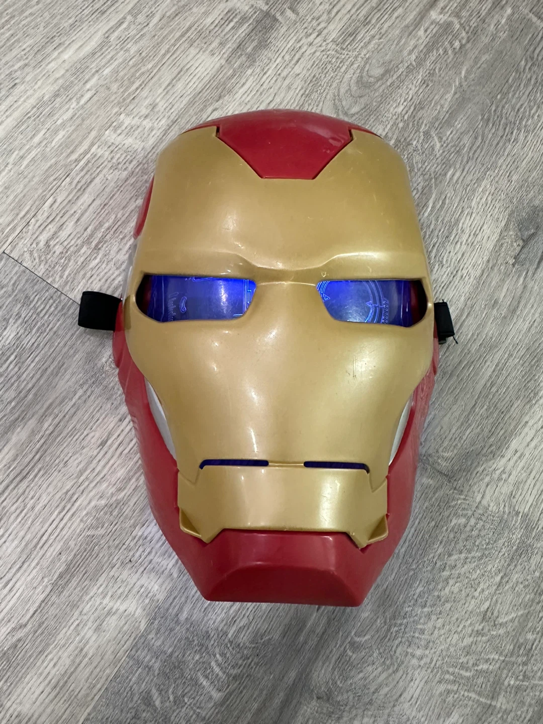 Iron Man Light-Up Mask