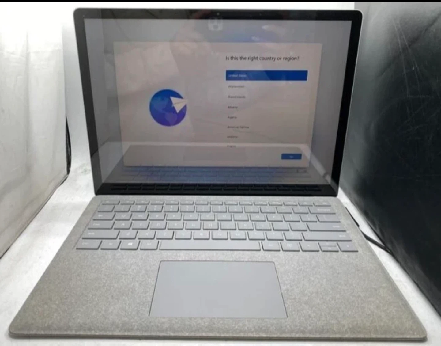 Microsoft Surface Laptop - Touchscreen - photo 3