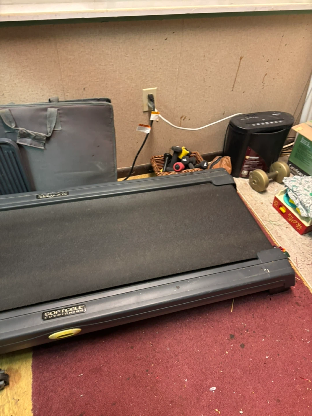 Weslo 13.7 Treadmill with SoftCell Cushioning - photo 2