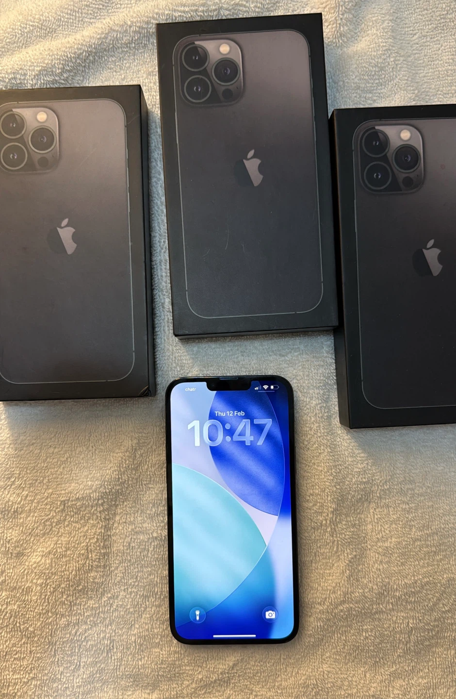 Apple iPhone 13 Pro - photo 2