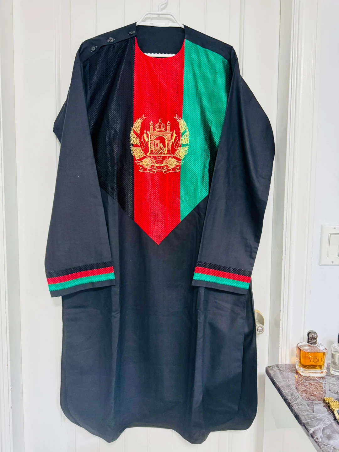 Afghan Traditional Men's Clothes - Shalwar Kameez / لباس افغاني