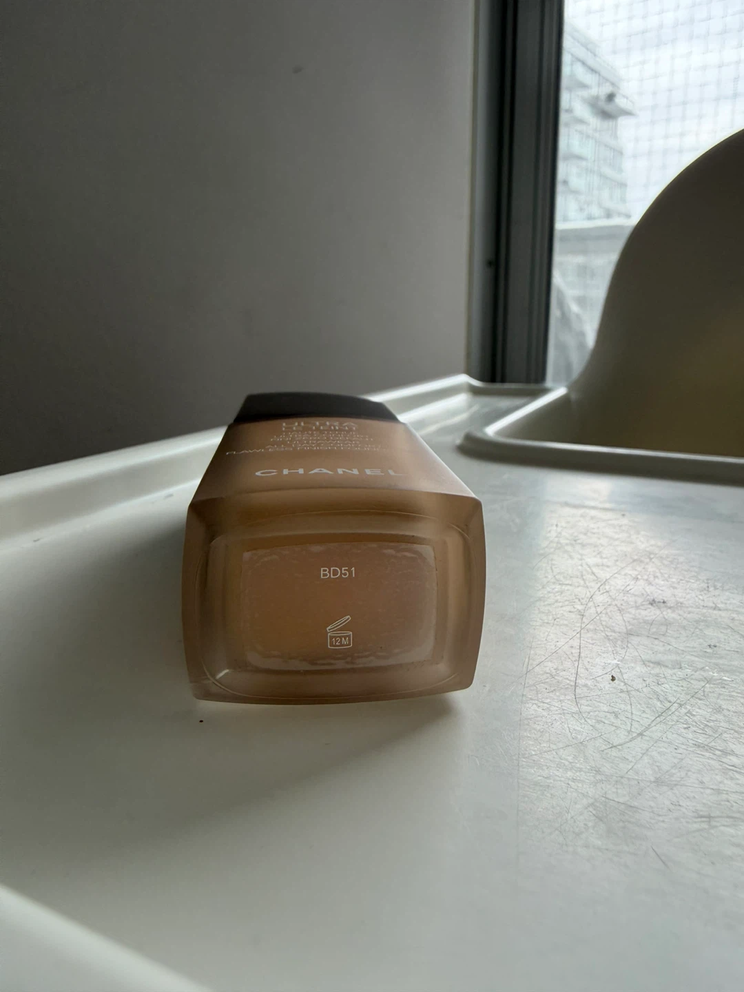 Chanel Ultra Le Teint Ultrawear Flawless Finish Foundation BD51 - photo 3