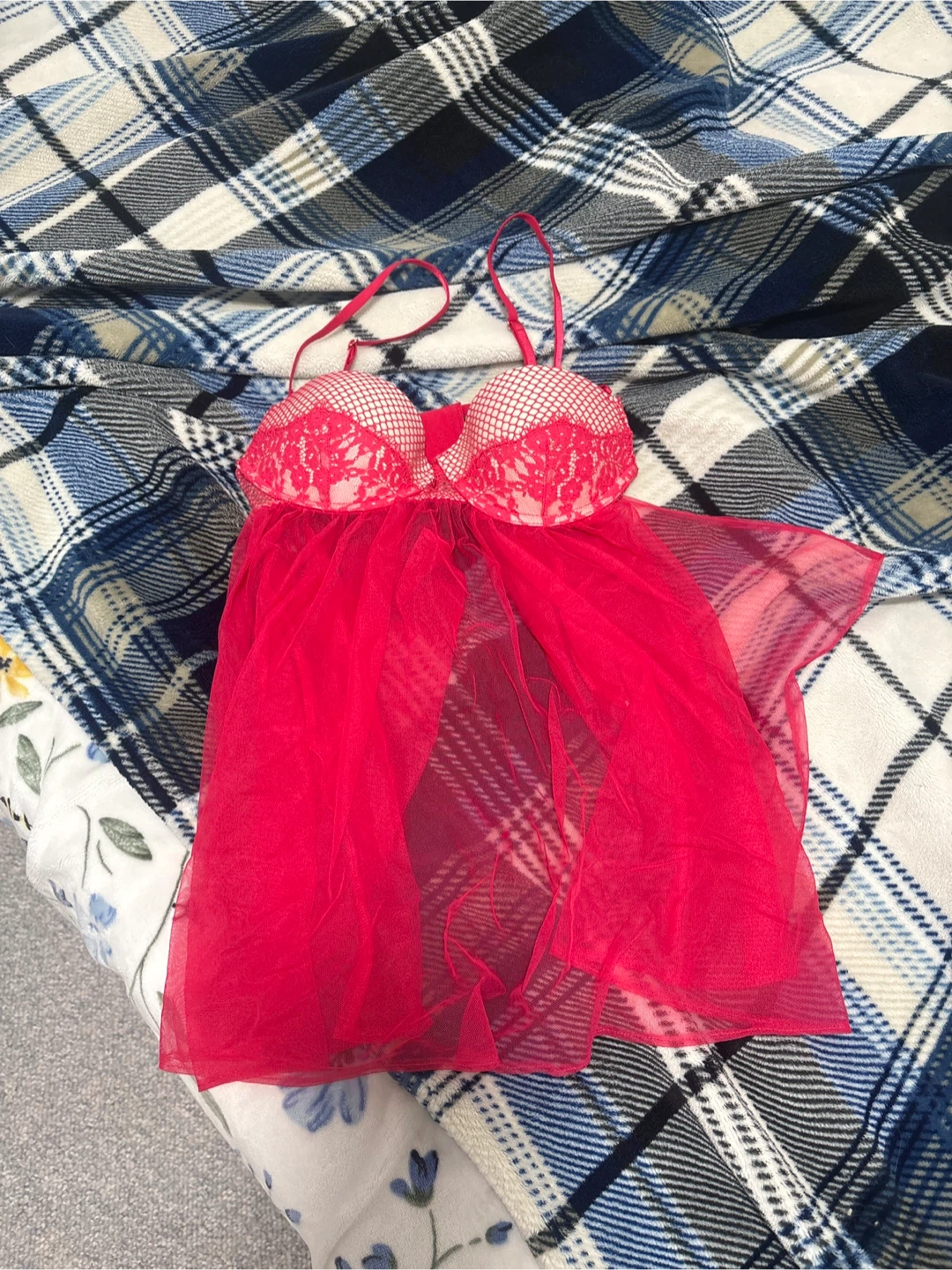 Women's Red Lace Babydoll Lingerie size 34 b