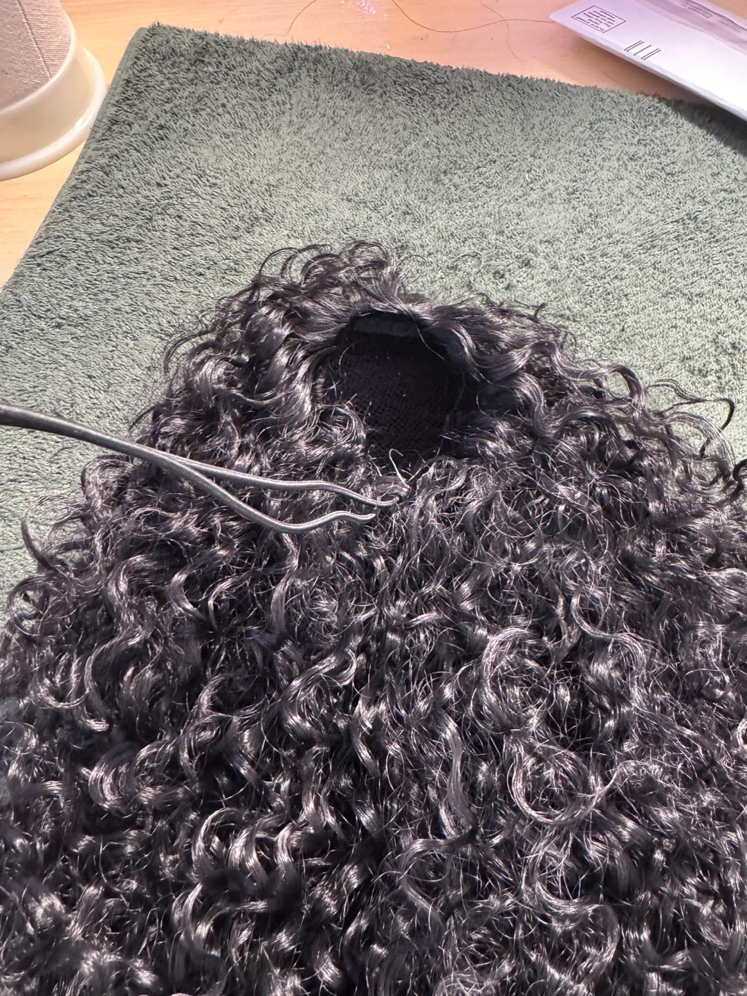 Black Curly Wig 18 pous - photo 2
