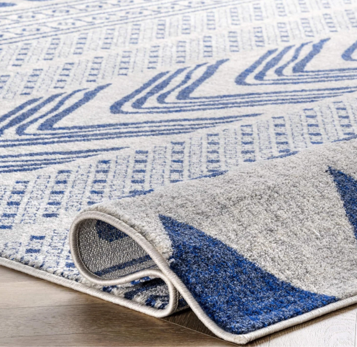 Blue and White Geometric Area Rug - photo 5