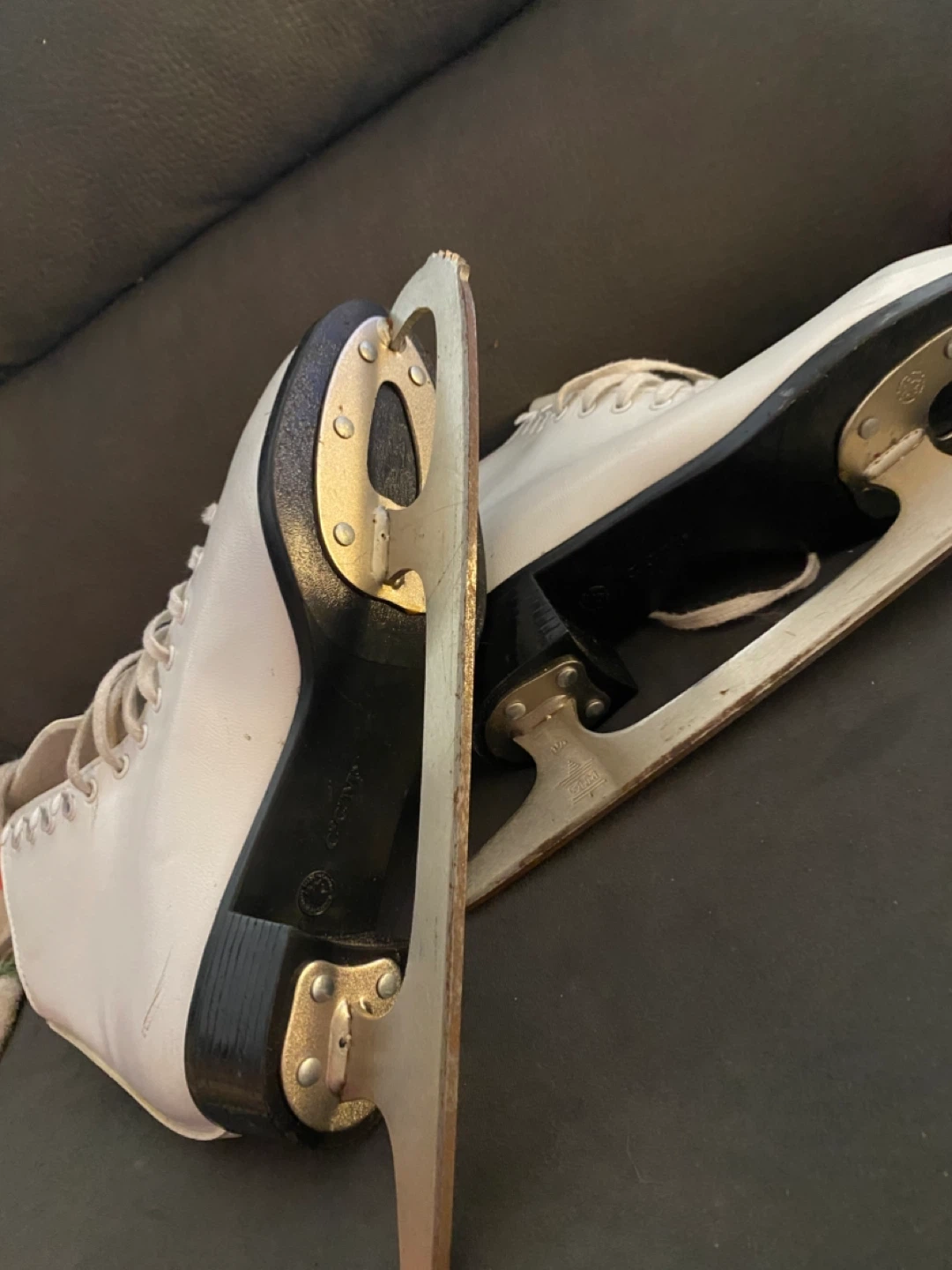 White Figure Skates - photo 3