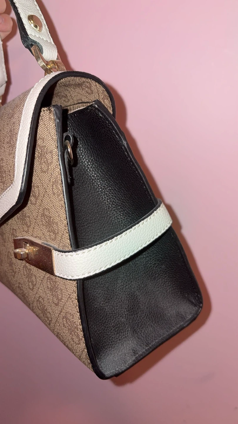 Guess purse - photo 5