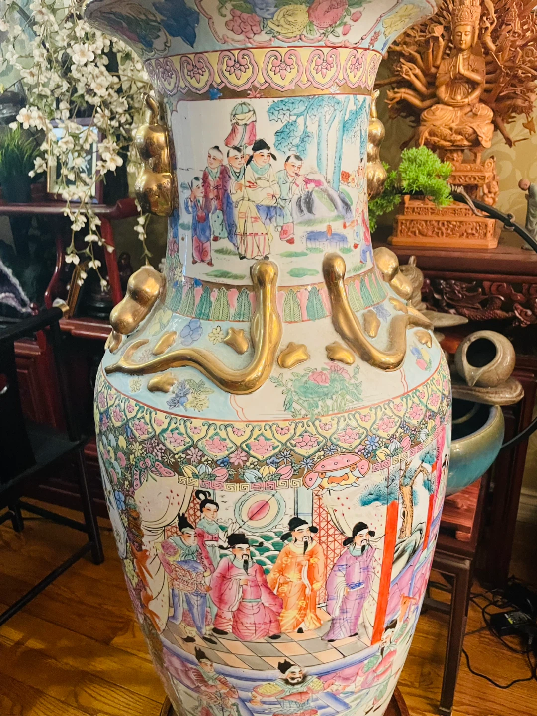 Large Decorative Porcelain Vase with Scenes - photo 5
