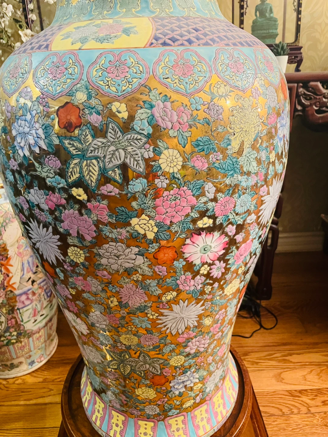 Large Decorative Porcelain Vase - photo 2