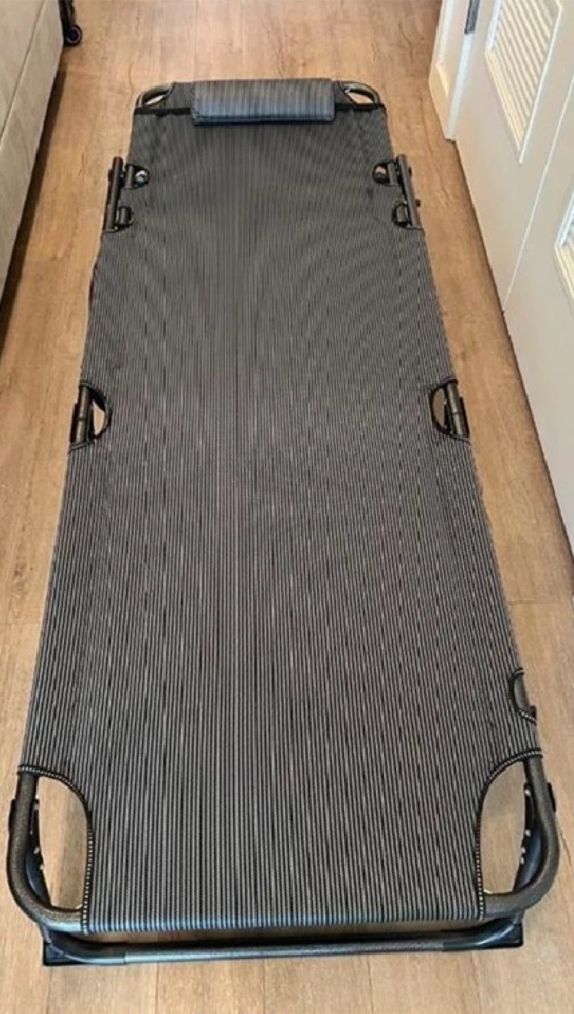 Folding Lounger with Pillow - photo 2