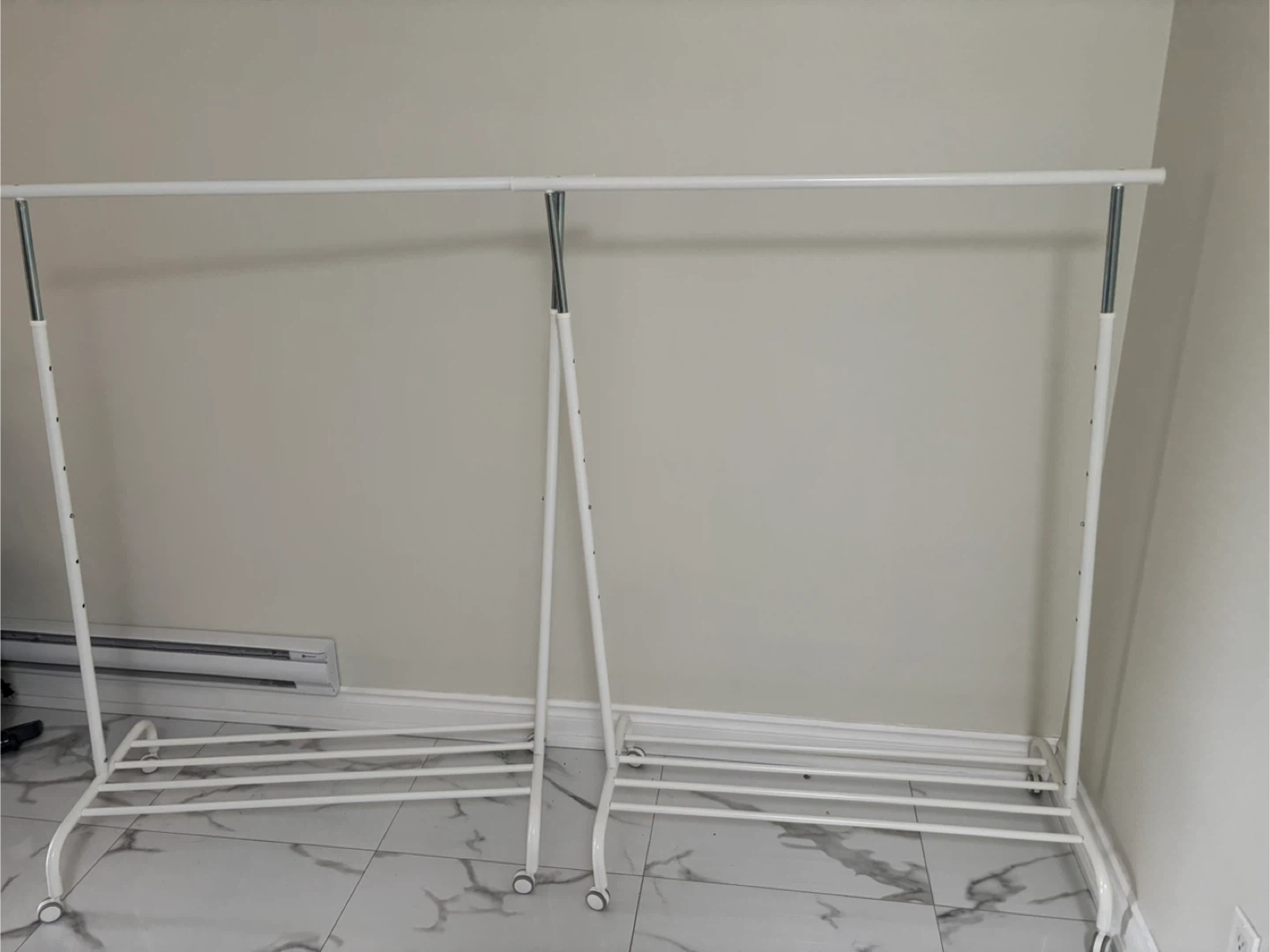 IKEA RIGGA Clothes Rack - photo 3