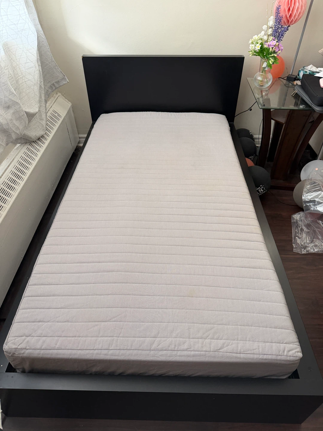 IKEA MALM Twin Bed Frame + Mattress - photo 2