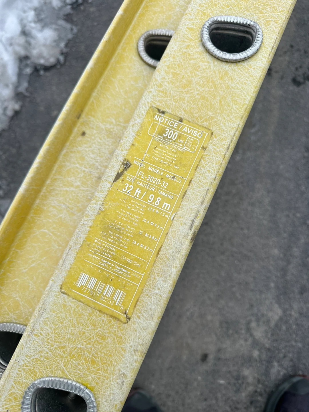 Louisville Ladder 32 ft. Fiberglass Step Ladder - photo 4