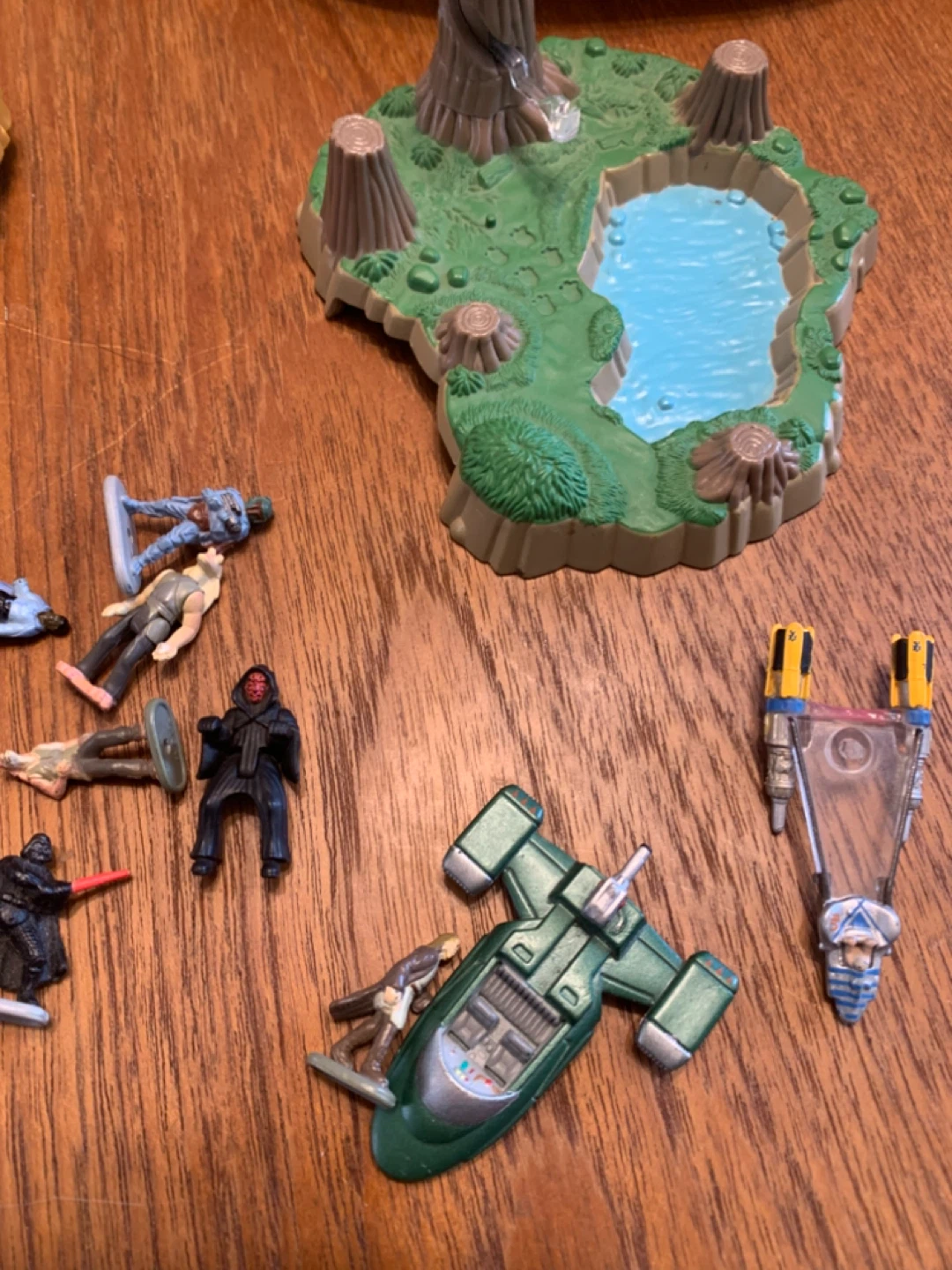 Star Wars Micro Machines Playsets and Figures - photo 3