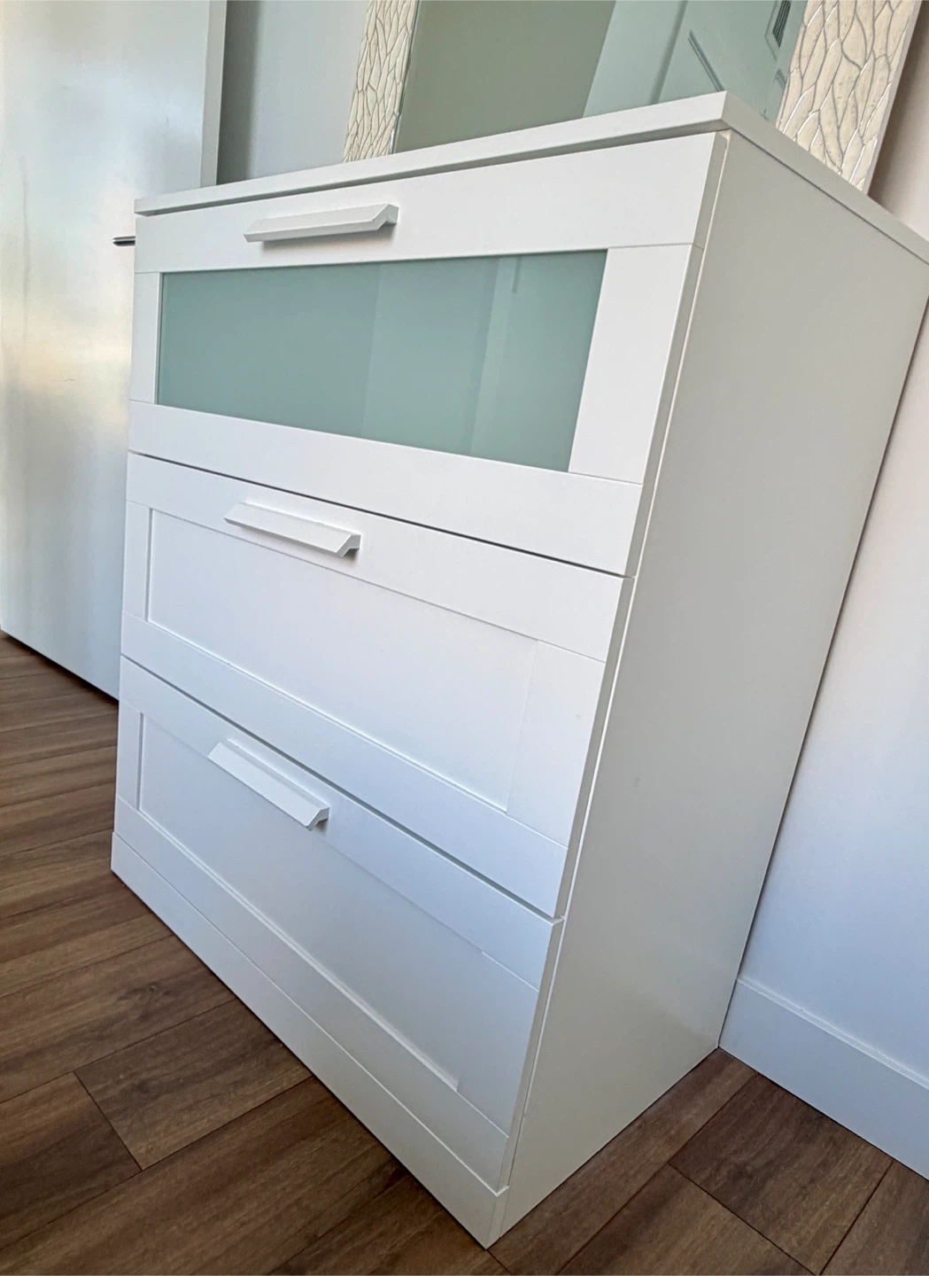 White 3-Drawer Dresser with Frosted Glass Top