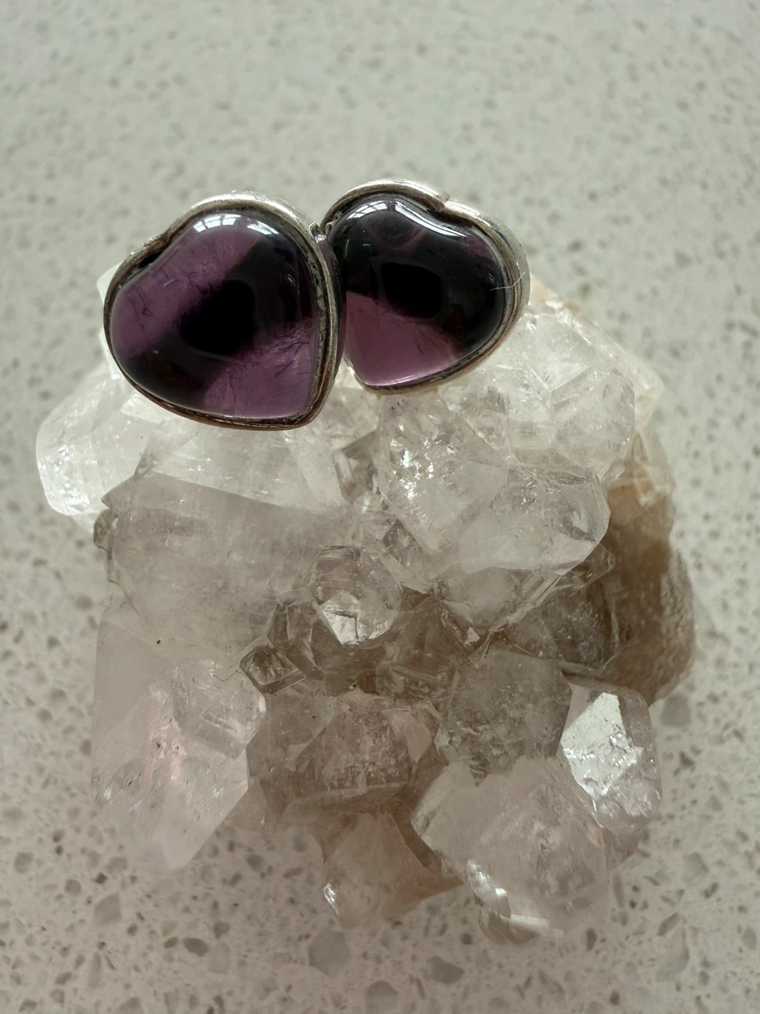 Heart-shaped Amethyst Studs