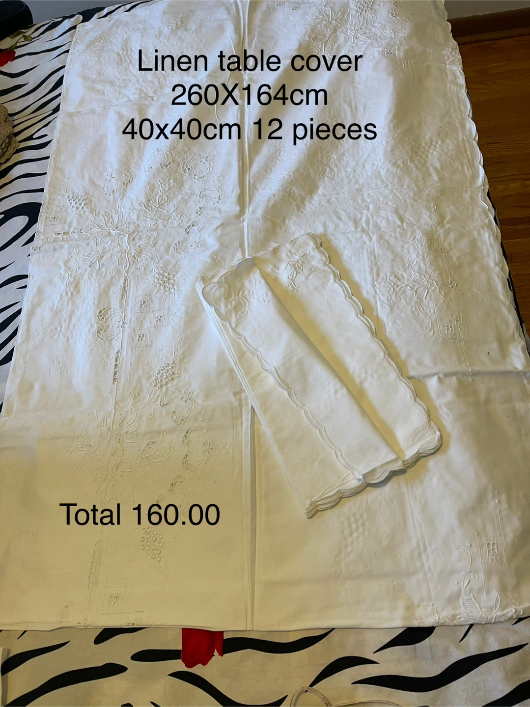 Linen Tablecloth and Napkin Set