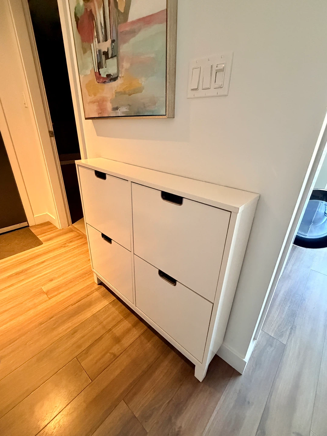 White 4-Compartment Shoe Cabinet