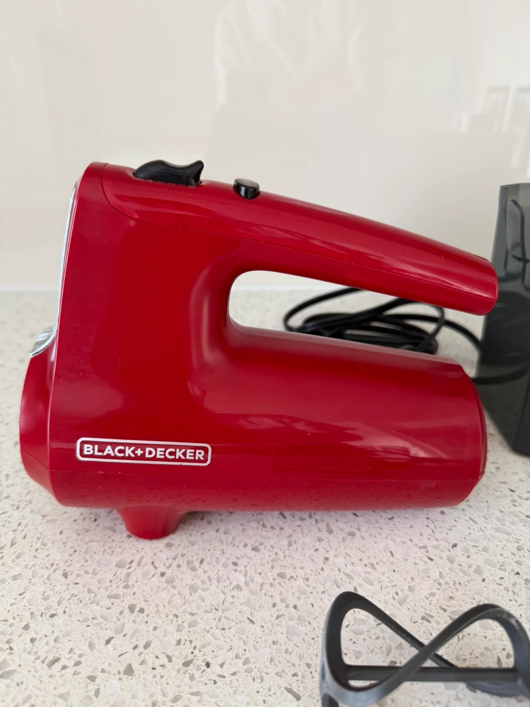 Black+Decker Hand Mixer - Red - photo 2