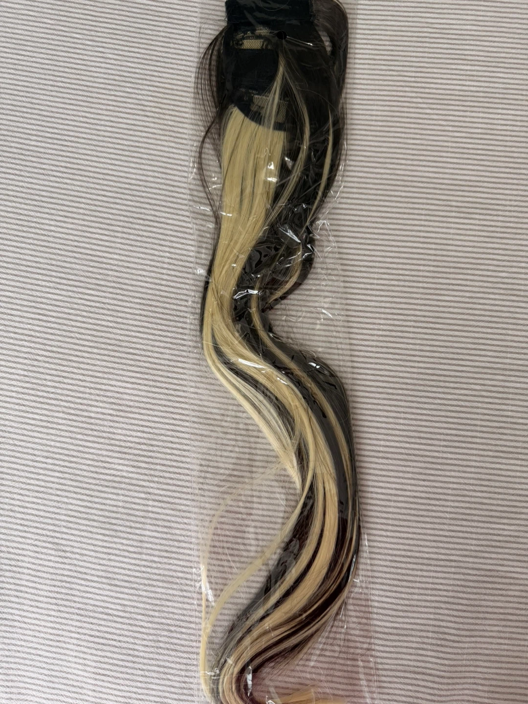 Clip-in Hair Extensions - Dark Brown with Blonde Highlights - photo 5