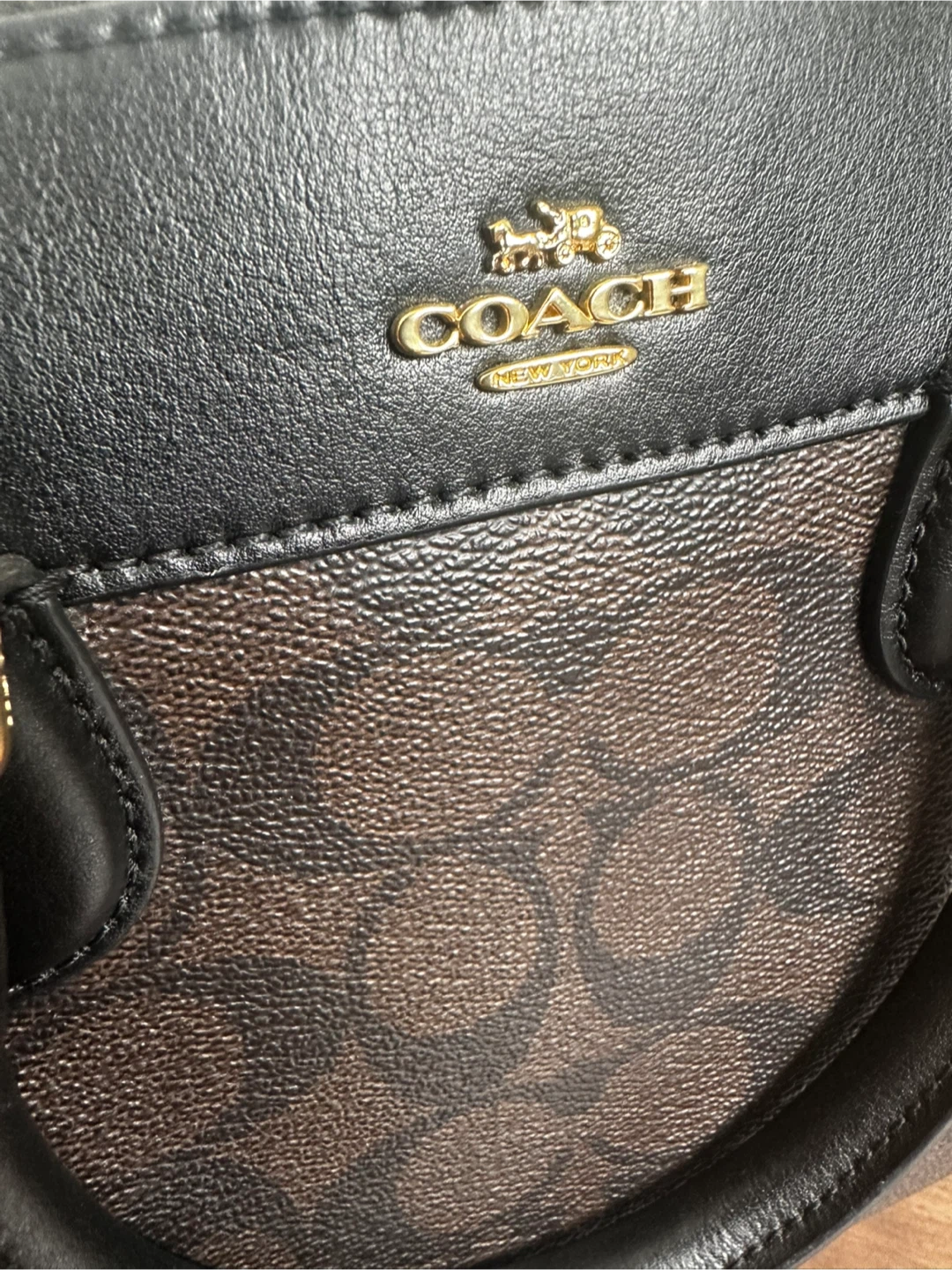 Coach Signature Print Bag - photo 4