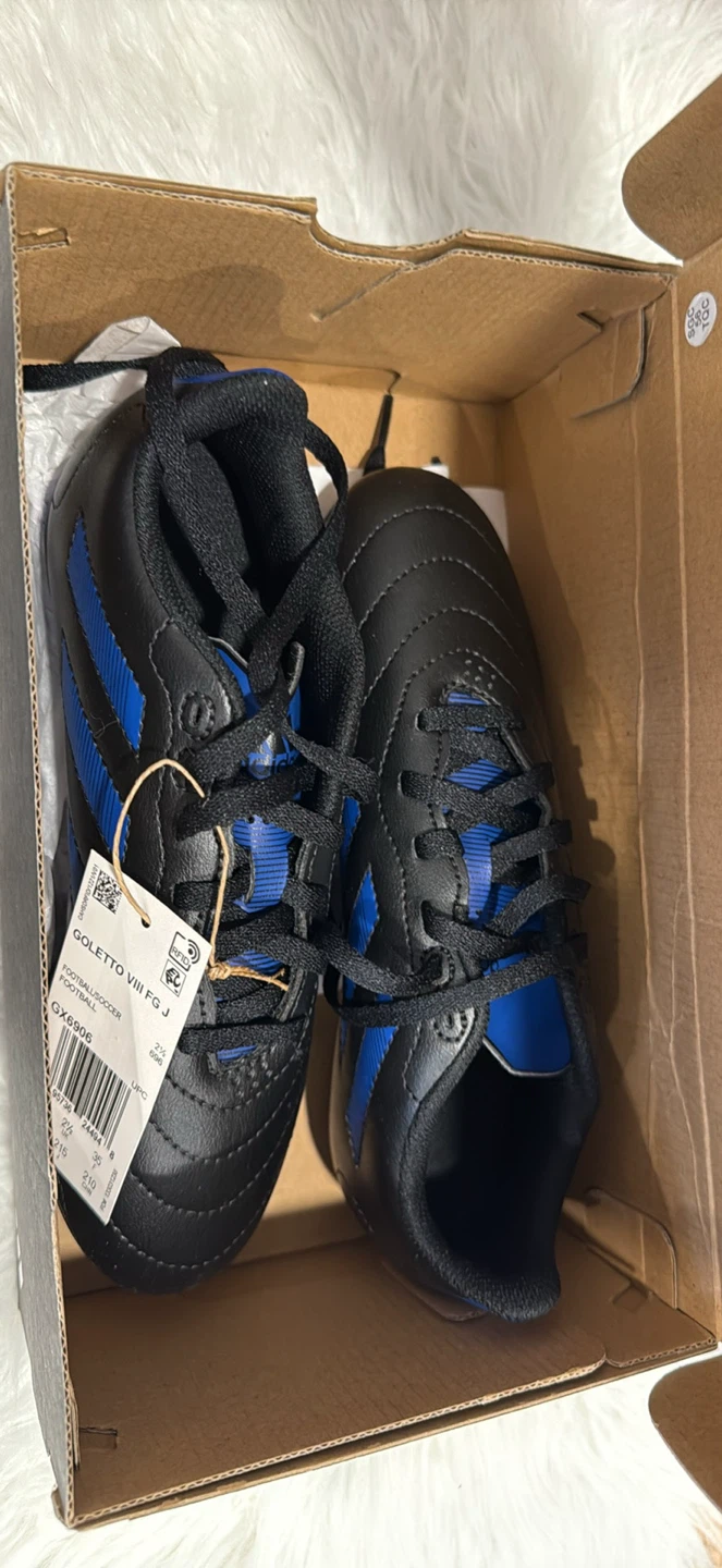 Adidas Soccer Cleats Size 3 Youth