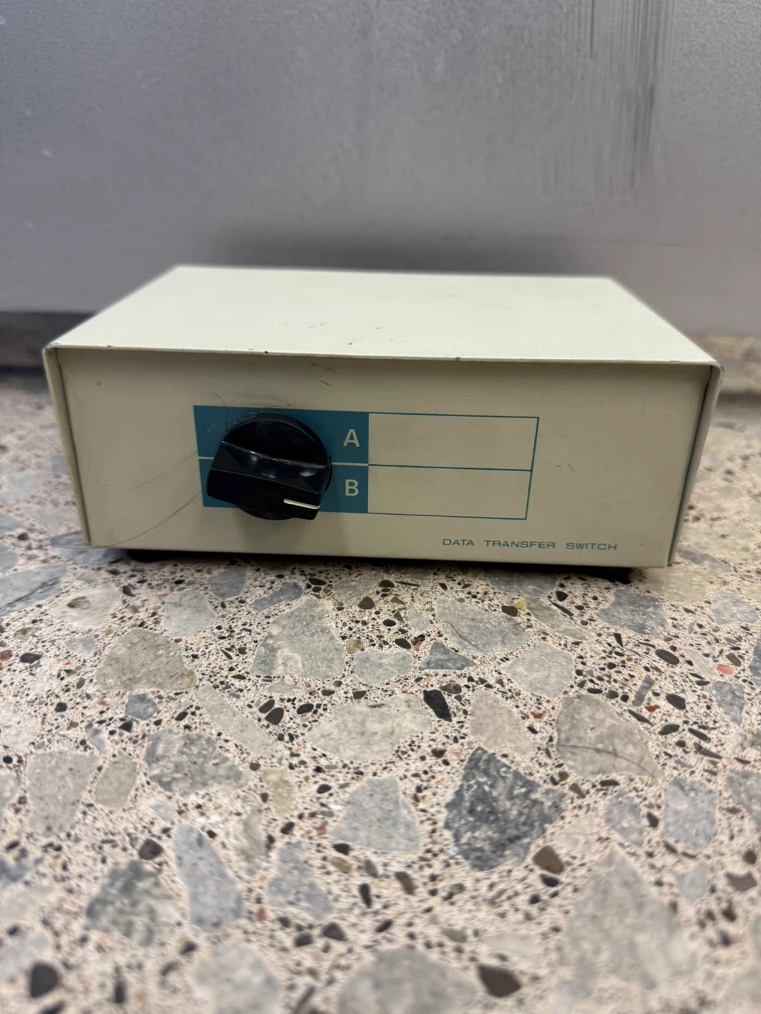 Vintage AB Data 2 way Transfer switch with adapter